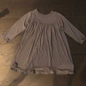 Adorable gray Kickee pants swing dress!